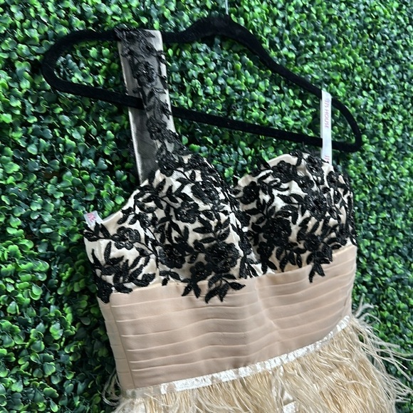 JJ's House Sheath/Column One-Shoulder Feather Cocktail Dress - Picture 6 of 16